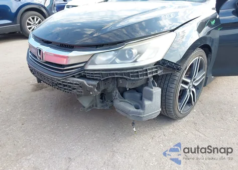 2017 Honda Accord Sport z USA, uszkodzony, nr VIN 1HGCR2F64HA081649